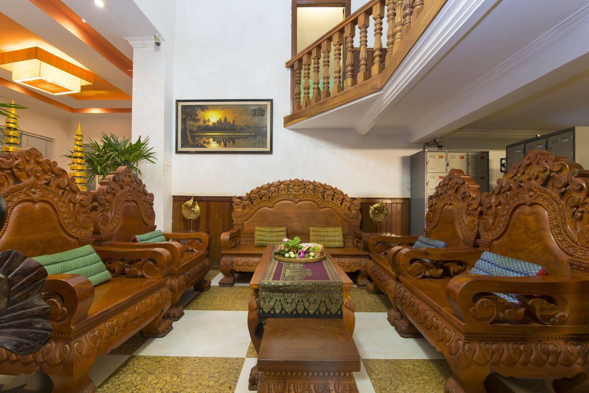 โรงแรทัน แกง อังกอร์ Hotel เสียมราฐ ภายนอก รูปภาพ